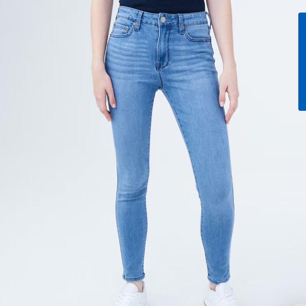 NWT Aeropostale Blue Skinny Jeans Jeggings 6 Short